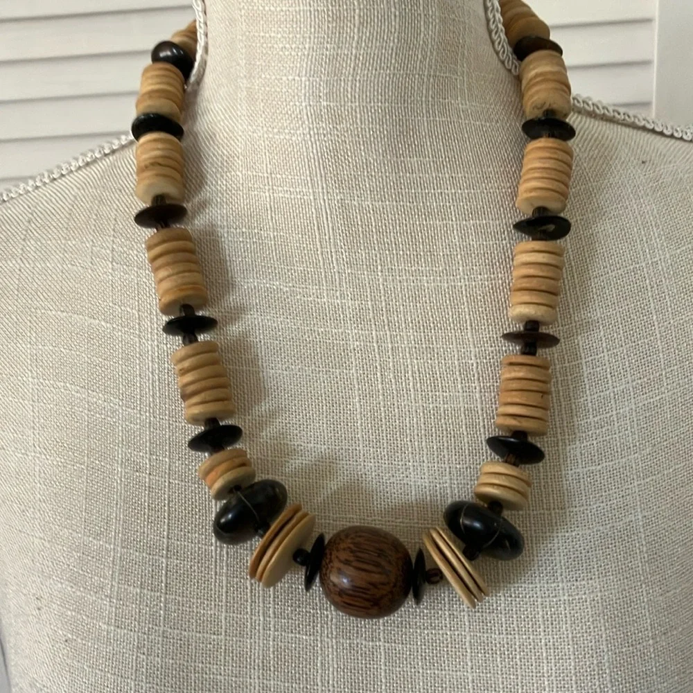 80’s Vintage Necklace‎ wood disk and and rounds, 3 different woods and shades